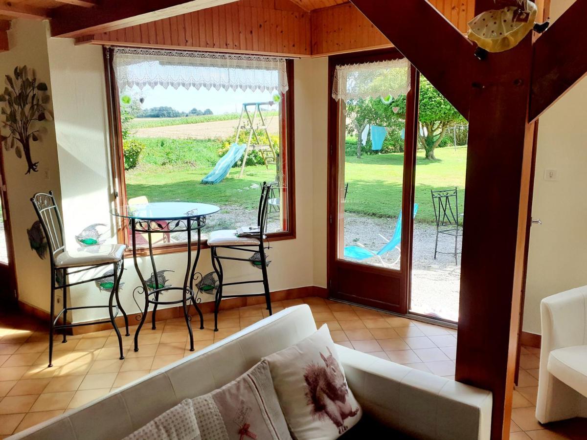 Chez Christine Panzió Noyal-Pontivy Kültér fotó
